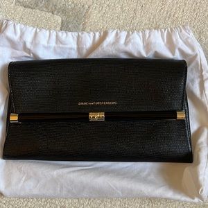 DVF black clutch